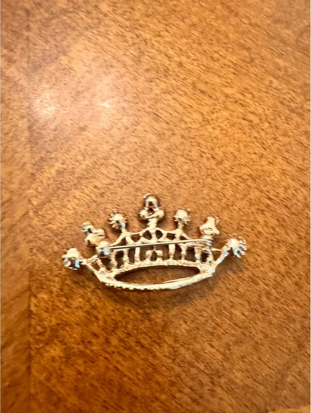 Vintage Crown-Shaped Rhinestone Brooch Pin 315